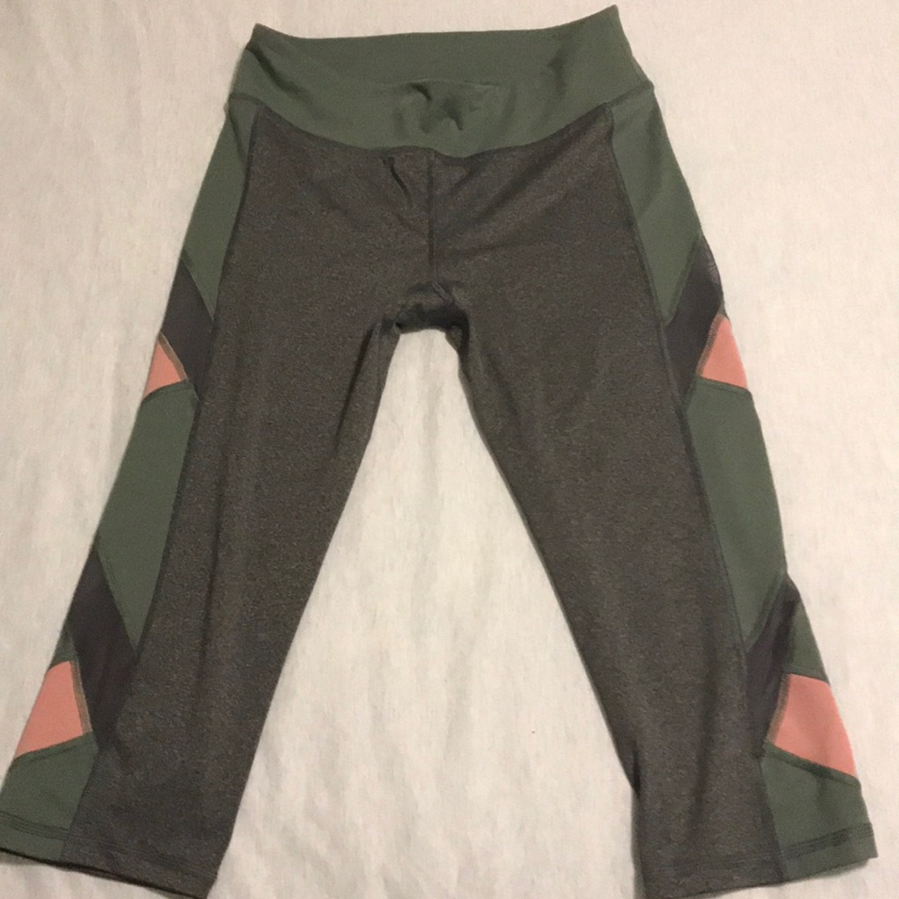 Capri Leggings
